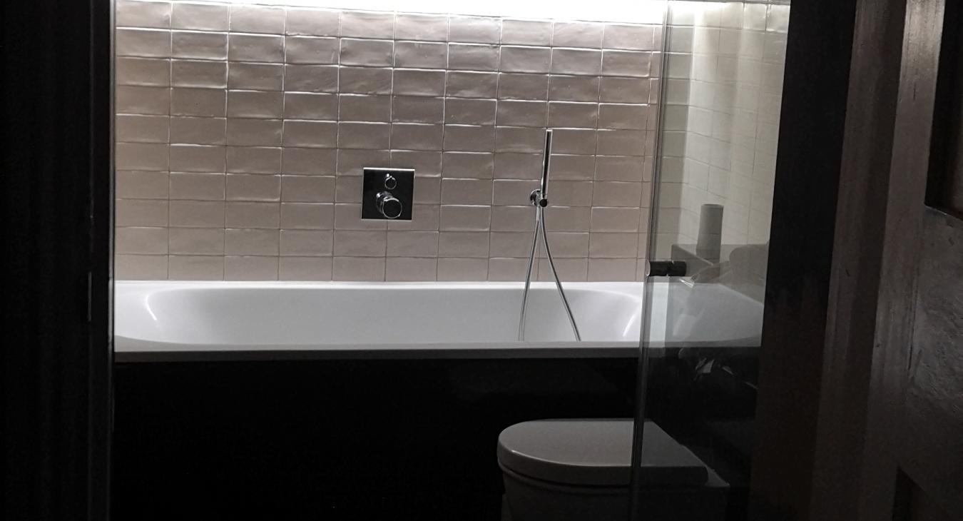 Bathroom mood lighting in Epping